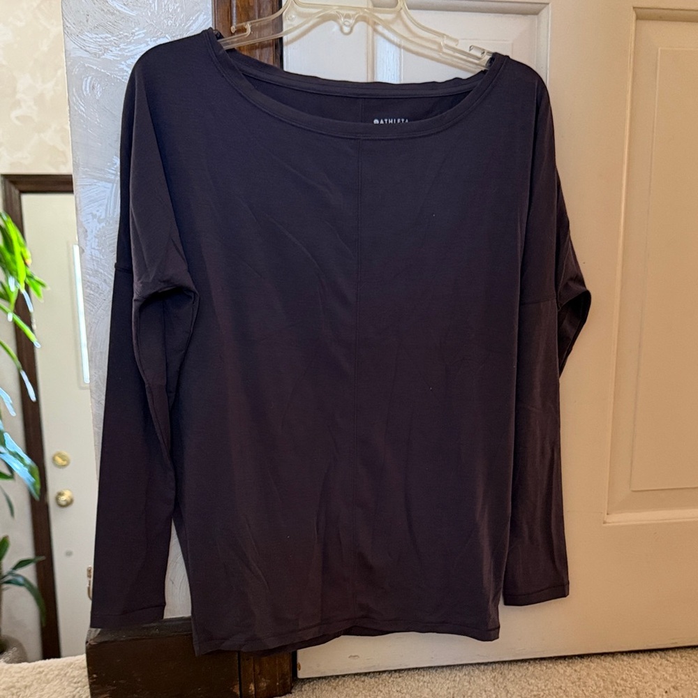 Athleta Long Sleeve Top